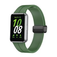 eses Silikónový remienok s magnetickou sponou pre Samsung Galaxy Fit 3 - Tmavo zelená